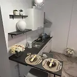 דירה Luxury Mansion