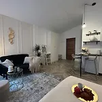 Luxury Mansion דירה *