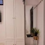 דירה Luxury Mansion
