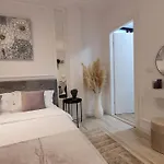 דירה Luxury Mansion בוקרשט