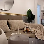 Luxury Mansion דירה