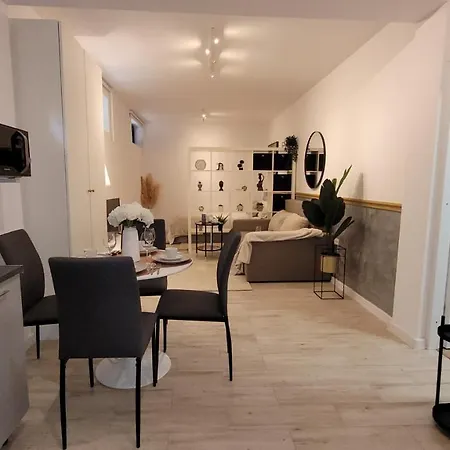 Luxury Mansion Apartment Bucharest
