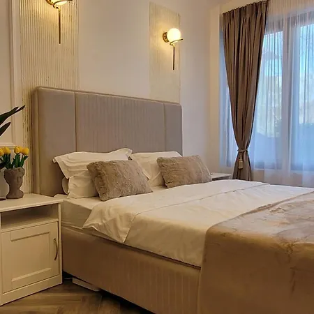 Luxury Mansion Apartment