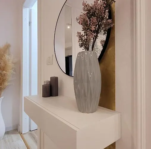 Апартаменты Luxury Mansion