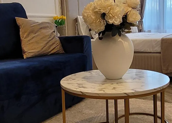 Luxury Mansion Апартаменты